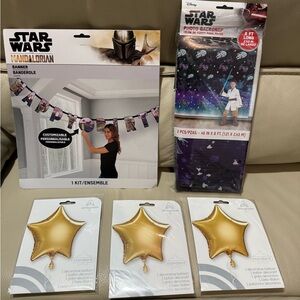 Star Wars Mandalorian Banner and Backdrop Set with Gold Star Balloons